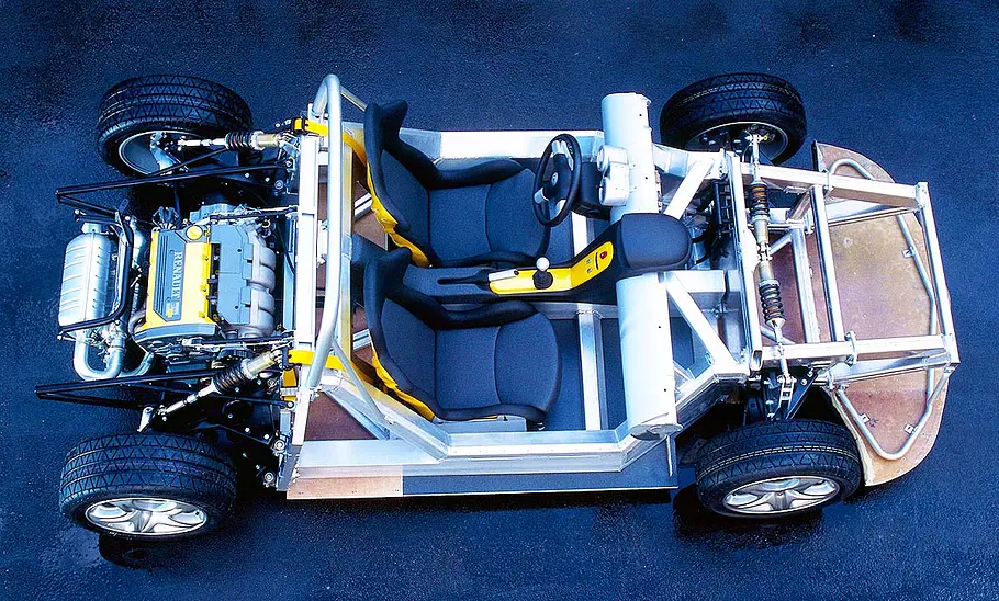 Renault Sport Spider Der Renault Sport Spider ohne Karosserieaufbau statisch von oben fotografiert.