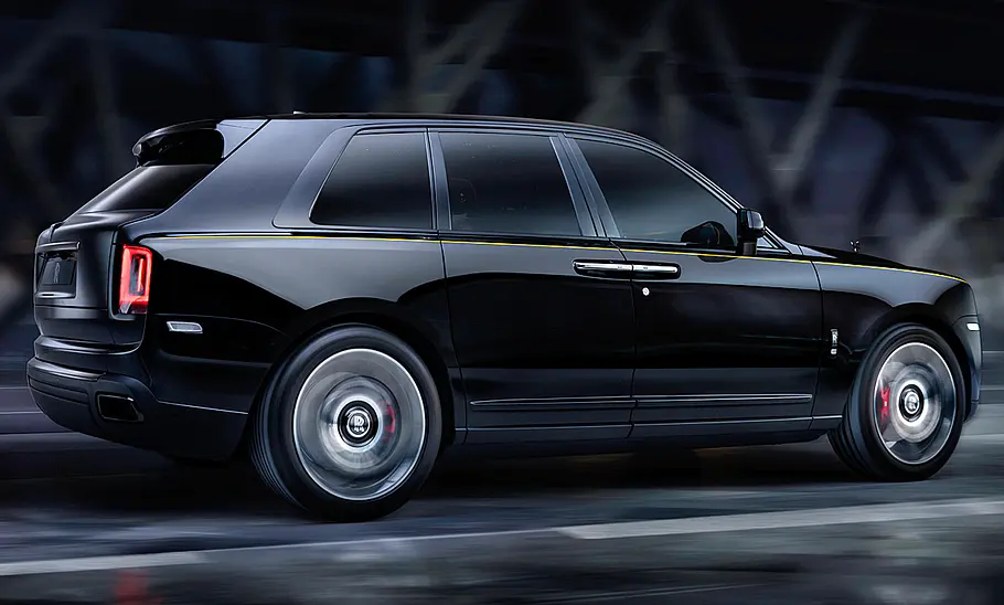 Rolls-Royce Cullinan Black Badge (2019)