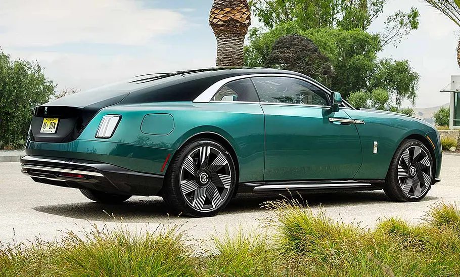 Rolls-Royce Spectre (2023) Rolls-Royce Spectre (2023)