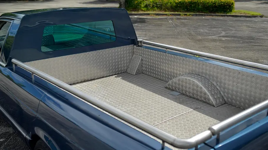 Die Ladefläche des SGS Mercedes 500 SEL Pickup. 