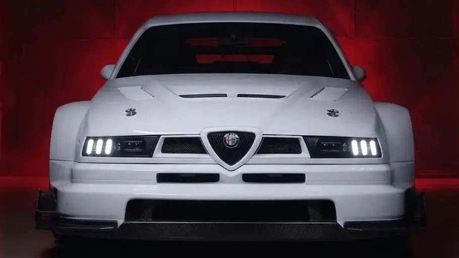 SGT Automobili 55-SGT Der SGT Automobili 55-SGT stehend von vorne
