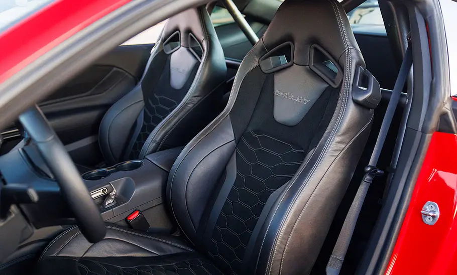 Shelby Super Snake-R (2026) Der Blick in den Innenraum des Shelby Super Snake-R (2026).