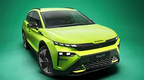 Blick von schräg vorne auf den Skoda Elroq RS (2025). - Foto: Skoda