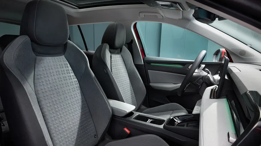 Die vorderen Sitze im Skoda Epiq.