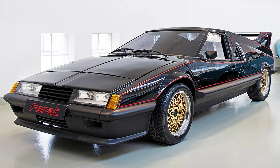 Skoda Ferat (1981) Der Skoda Ferat (1981) stehend von vorne.