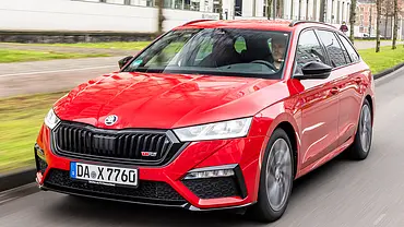 Skoda Octavia Combi RS 2.0 TSI DSG - Foto: Frank Ratering Skoda Octavia Combi RS 2.0 TSI DSG - Foto: Frank Ratering