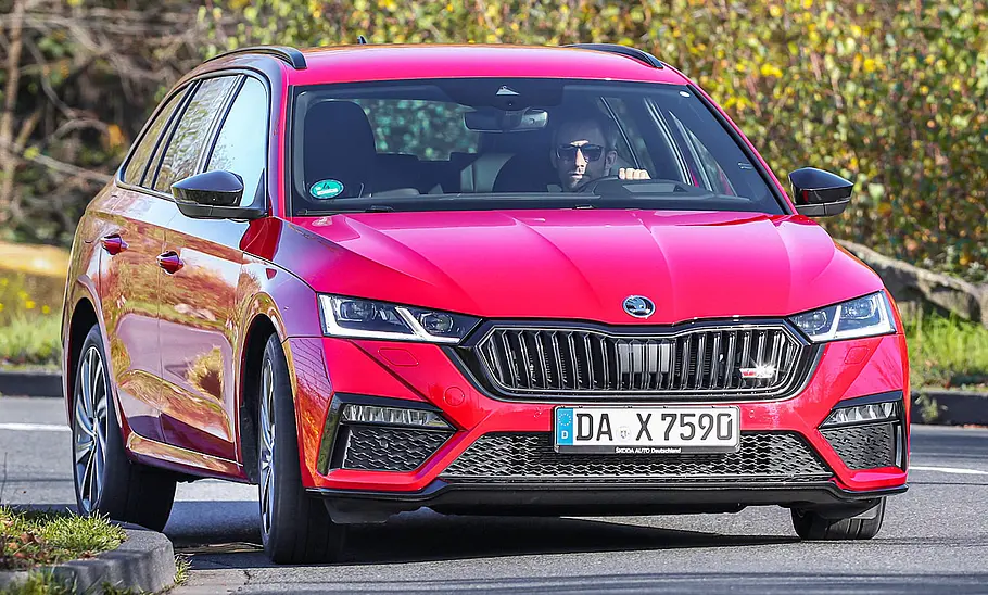 Skoda Octavia RS (2020) Skoda Octavia RS (2020)