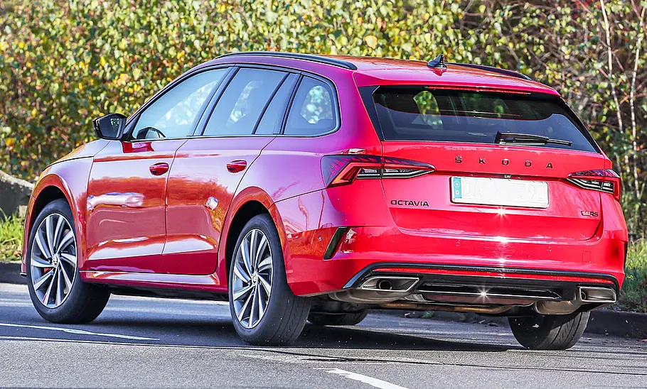 Skoda Octavia RS (2020) Skoda Octavia RS (2020)