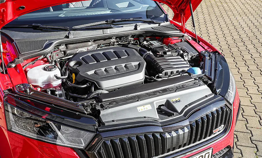 Skoda Octavia RS (2020) Skoda Octavia RS (2020)