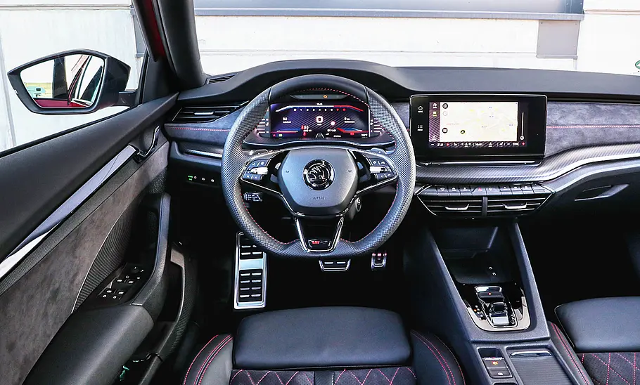 Skoda Octavia RS (2020) Skoda Octavia RS (2020)