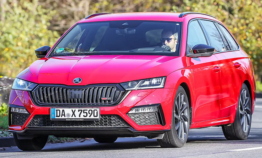 Skoda Octavia RS (2020) Skoda Octavia RS (2020)