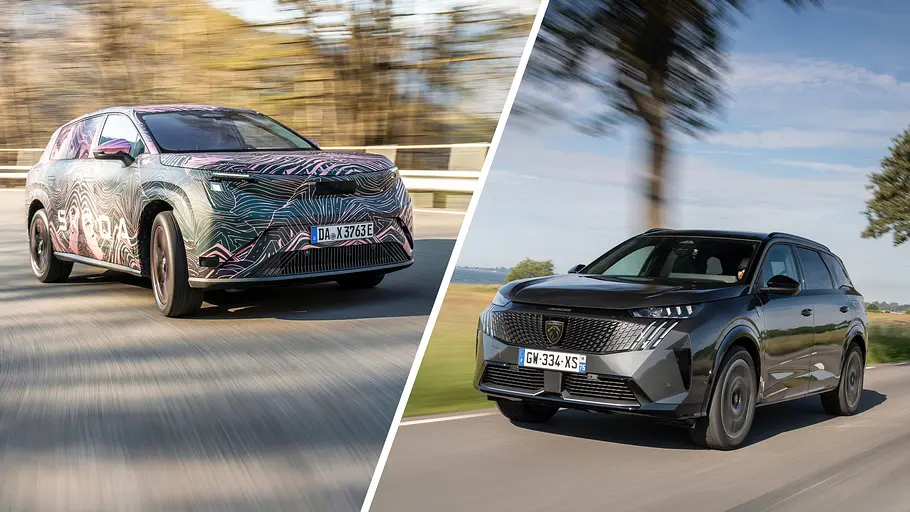 Eine Collage zeigt Skoda Peaq und Peugeot E-5008 fahrend von vorne.