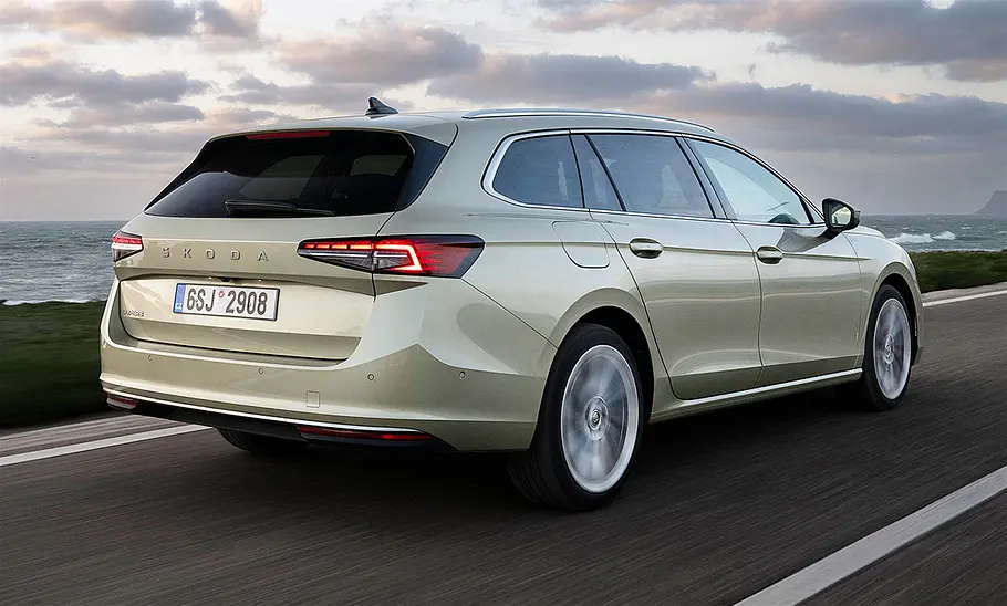 Skoda Superb Combi (2024) Skoda Superb Combi (2024)