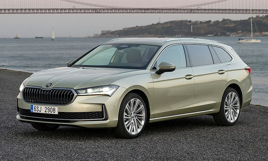 Skoda Superb Combi (2024) Skoda Superb Combi (2024)