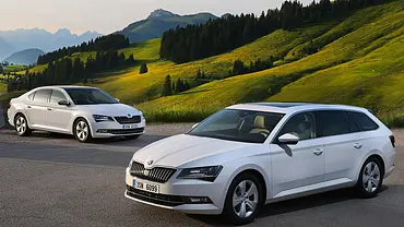 Skoda Superb GreenLine IAA 2015 TDI Spar-Diesel