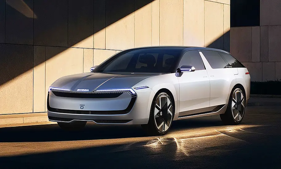 Blick von schräg vorne auf den Skoda Vision O (2025).