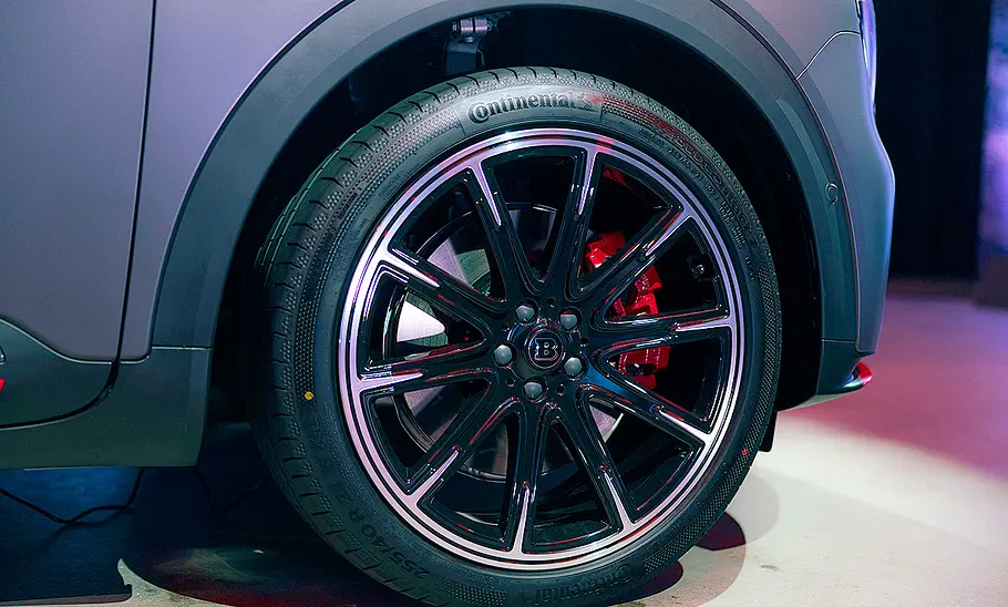 Blick auf die Felgen des Smart #5 Brabus (2025).
