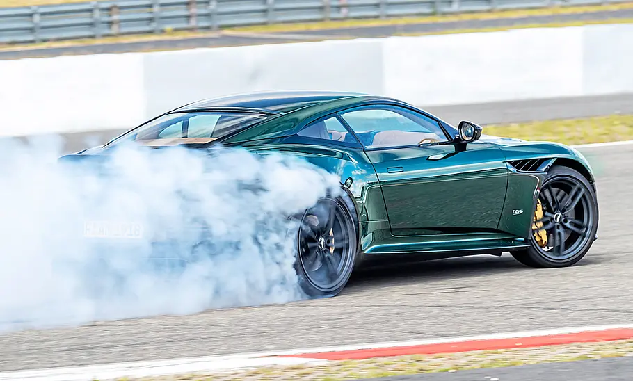 Aston Martin DBS Superleggera