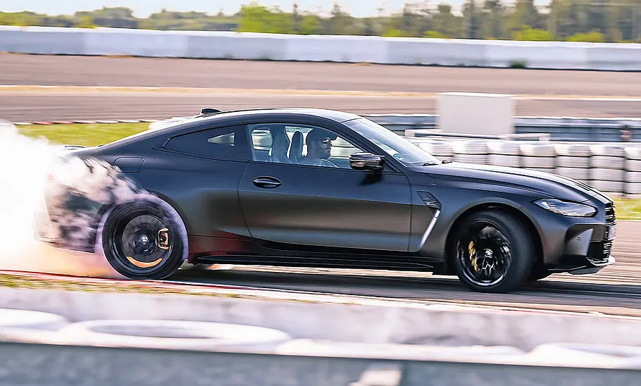 BMW M4 Competition M xDrive BMW M4 Competition M xDrive