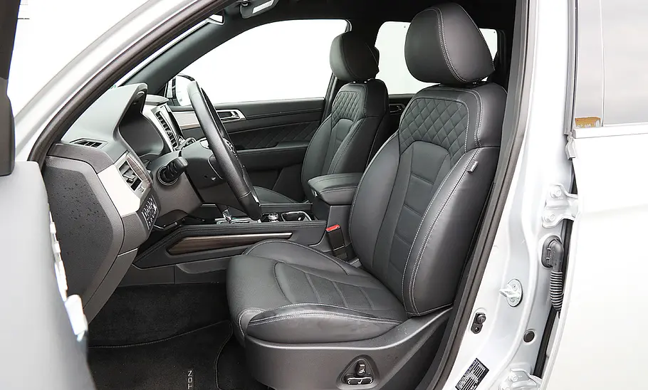 SsangYong Rexton e-XDi 220 4WD