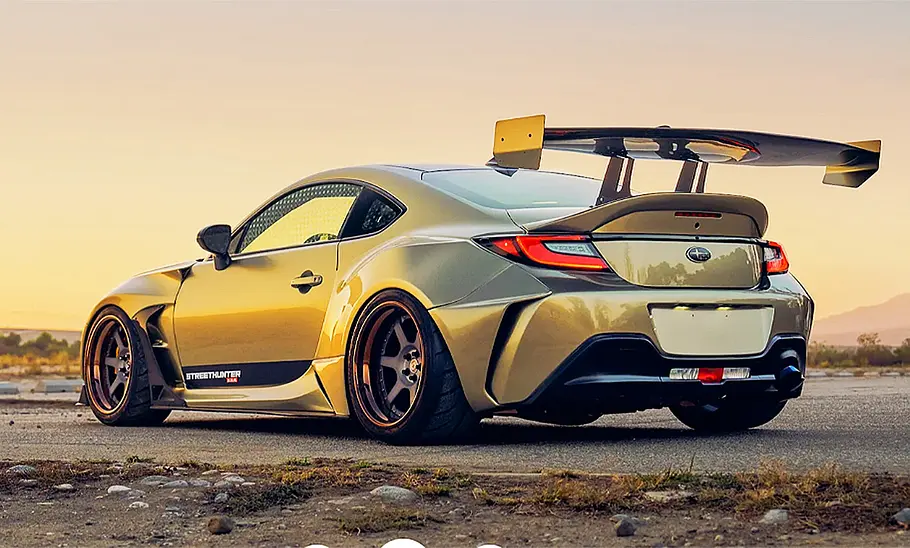 Blick von schräg hinten auf den Subaru BRZ von Streethunter Designs.