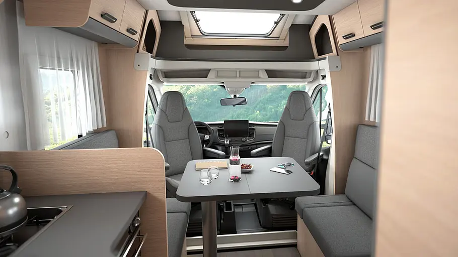 Sunliving S 72 DL Durchsicht durch den Wohnraum des Sunliving S 72 DL mit Blick in Richtung Fahrzeugfront.