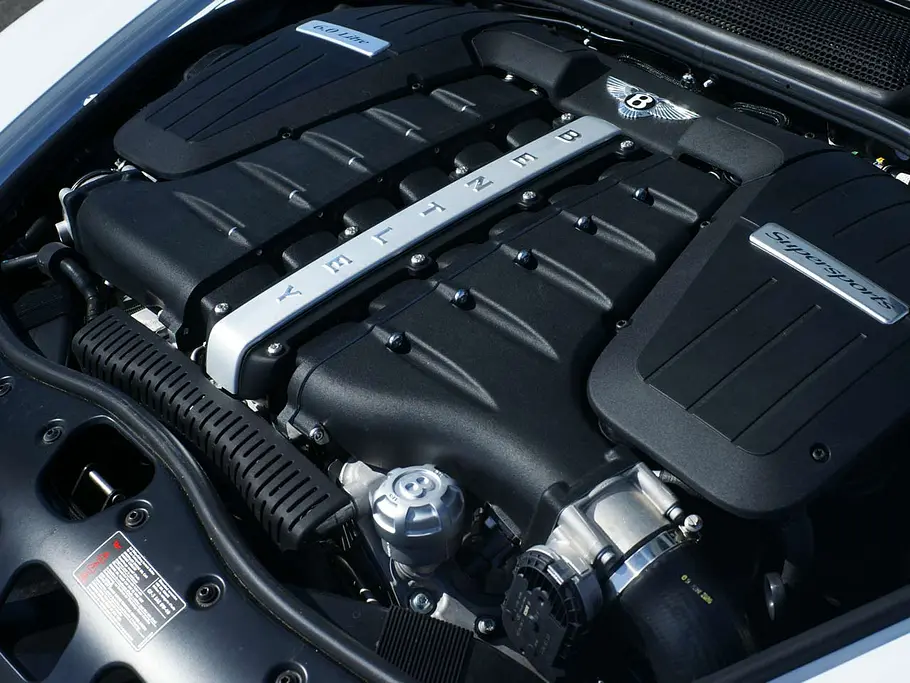 Bentley Continental Supersports Bentley Continental Supersports: Bi-Turbo-Zwölfzylinder mit 630 PS