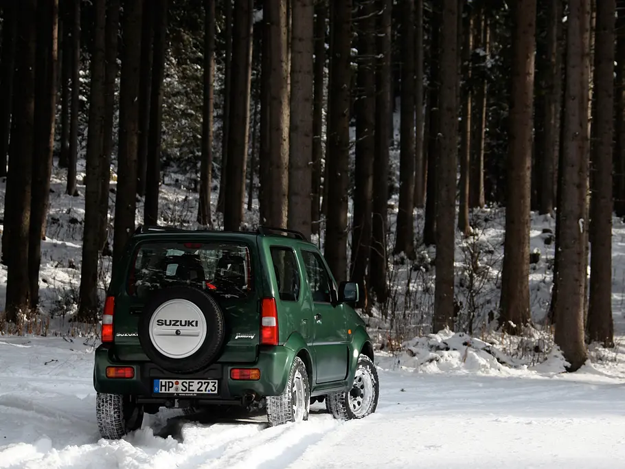 Suzuki Jimny als Gebrauchtwagen suzuki jimny facelift 2012 gebrauchtwagen heck gelände suv ratgeber