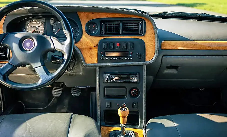 Tatra T700 (1996) Das Cockpit des Tatra T700 (1996)