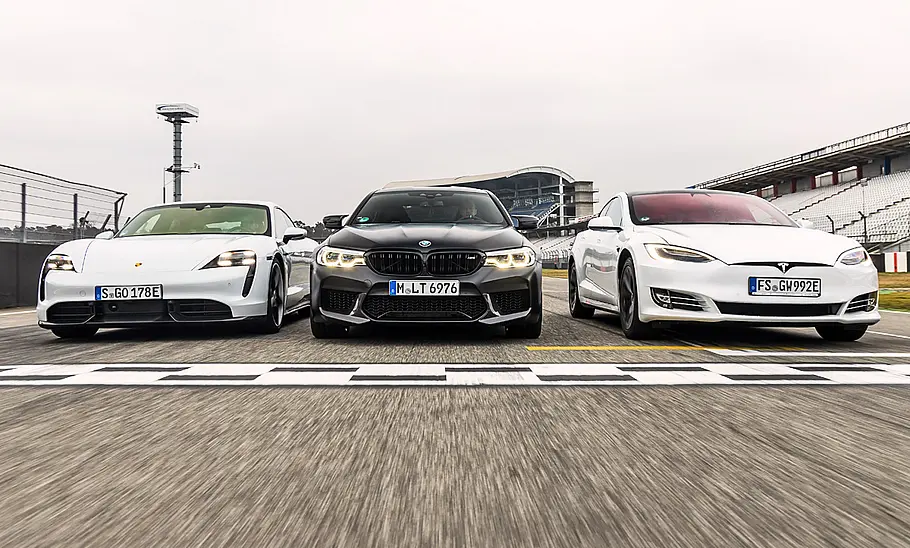 Porsche Taycan Turbo S/BMW M5 Competition/Tesla Model S Performance Porsche Taycan Turbo S/BMW M5 Competition/Tesla Model S Performance