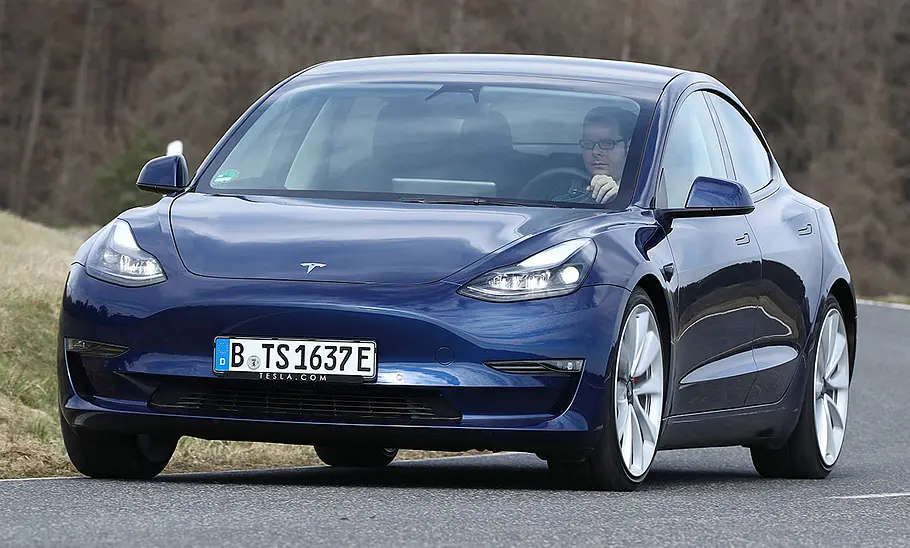 Tesla Model 3 Performance