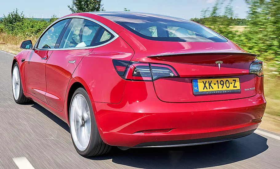 Tesla Model 3 Performance