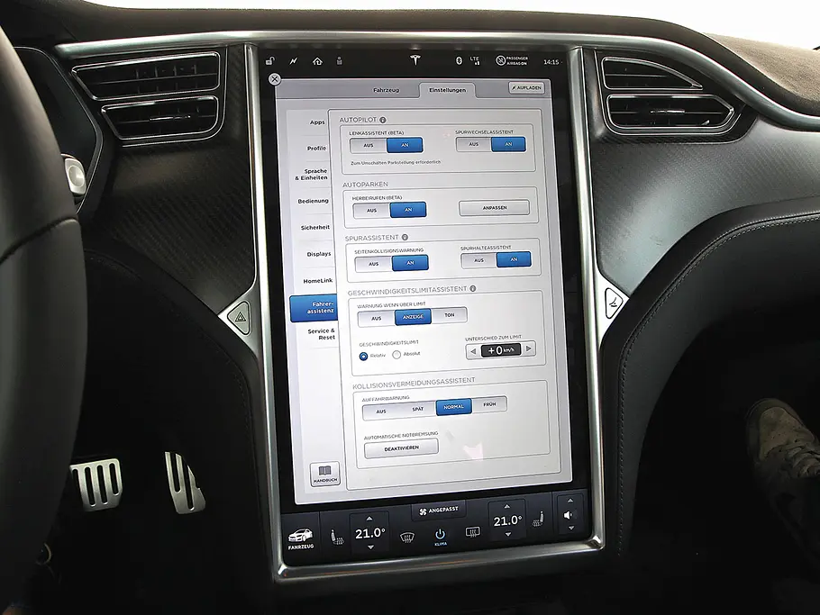 Tesla Model S: Autopilot-Test