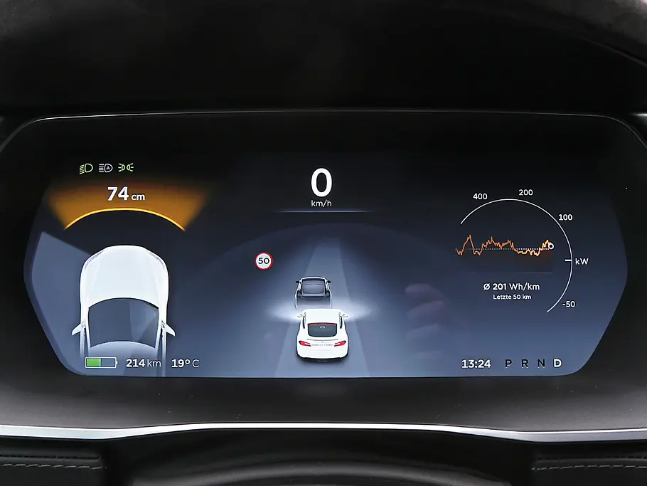 Tesla Model S: Autopilot-Test