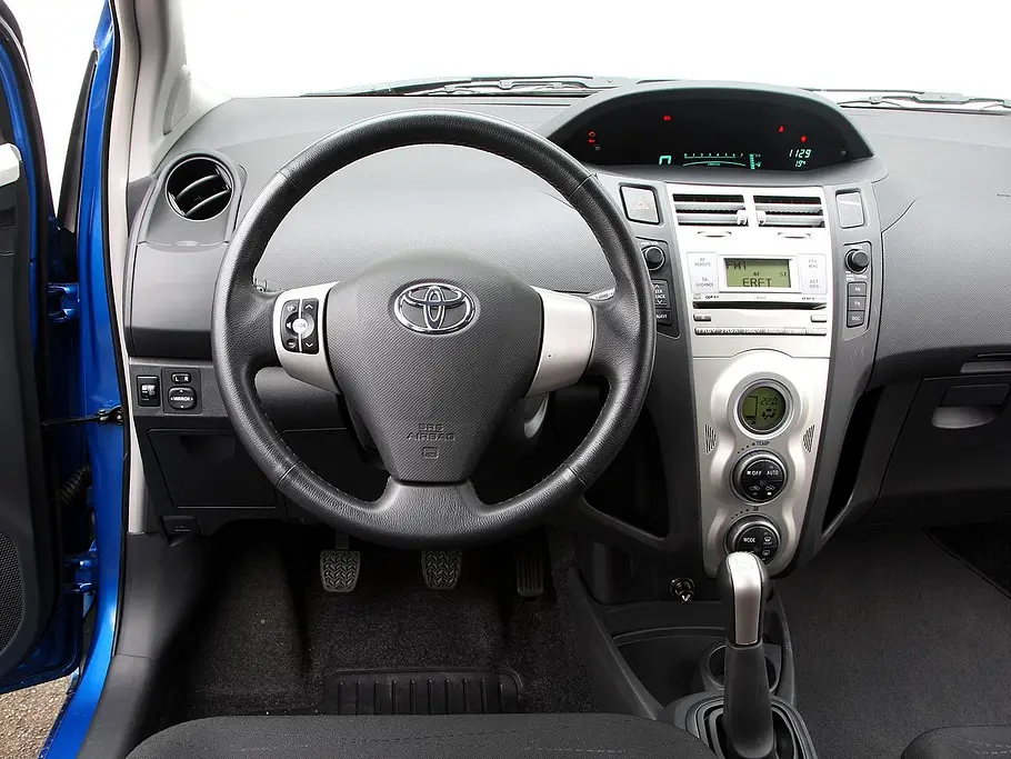 Toyota Yaris 1.3 VVT-i