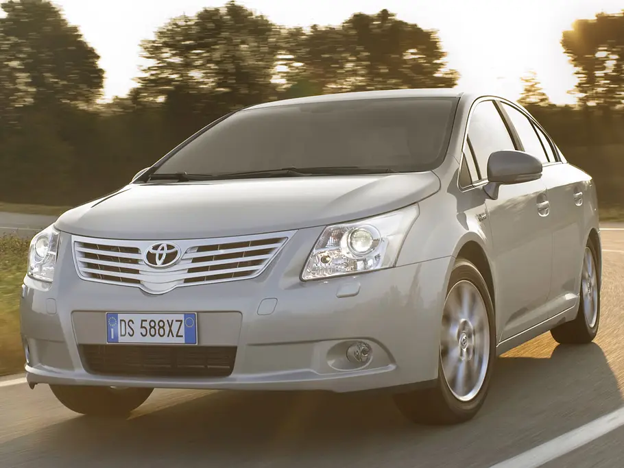 Toyota Avensis Bilder Toyota Avensis Fahrdynamik