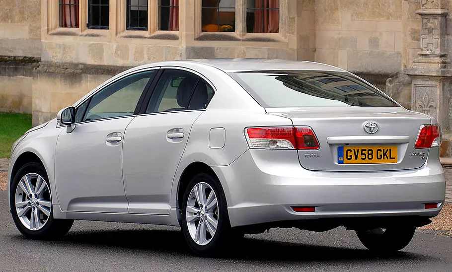 Toyota Avensis (T27) Toyota Avensis (T27)