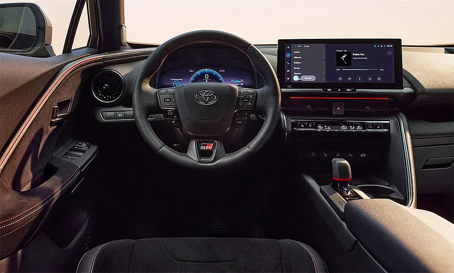 Das Cockpit des Toyota C-HR (2024).