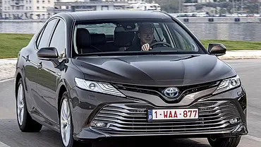 Toyota Camry Hybrid: Test - Foto: Toyota