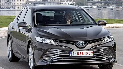 Toyota Camry Hybrid: Test - Foto: Toyota