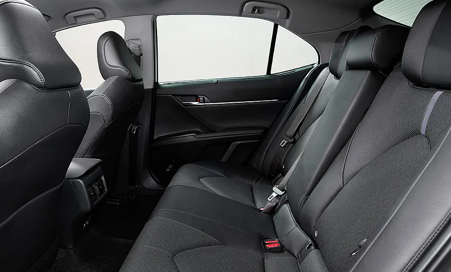 Toyota Camry (2020)