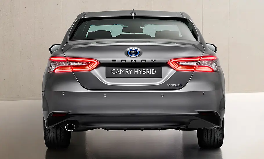 Toyota Camry (2020)