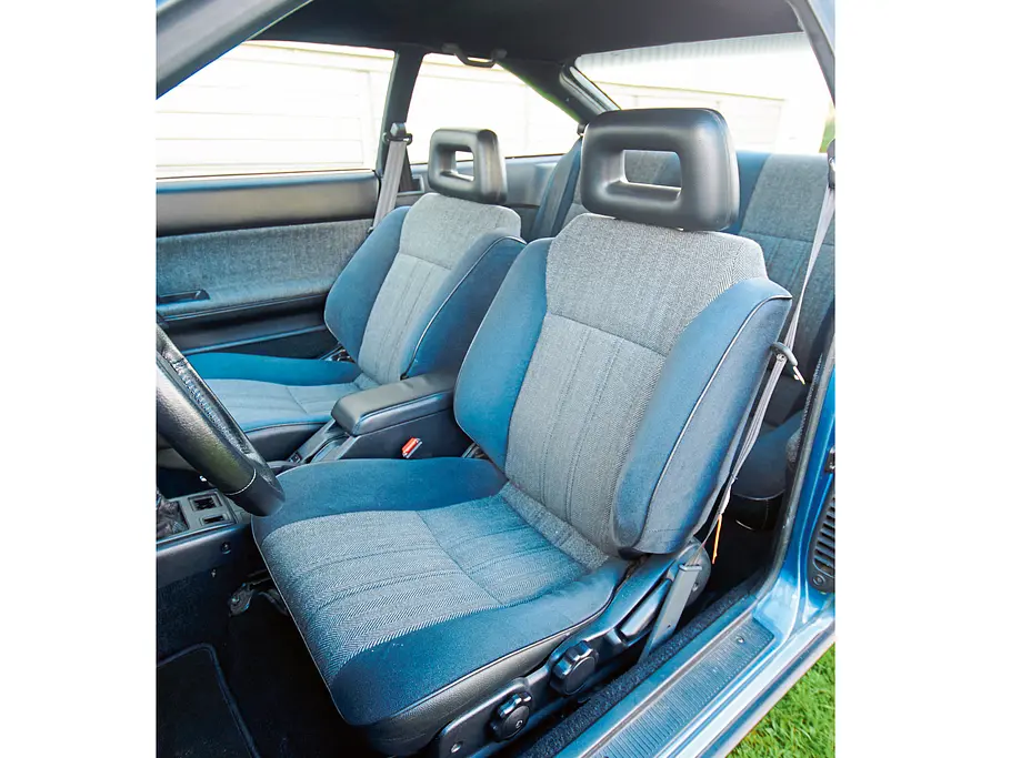 Toyota Celica T16 Vordersitze