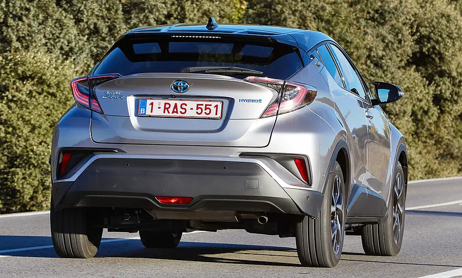 Toyota C-HR (2016) Toyota C-HR (2016)