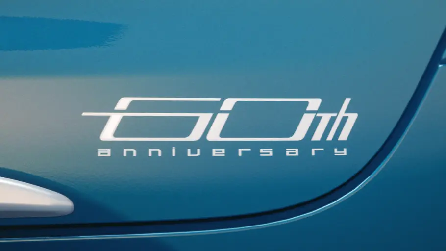 Das Logo des Sondermodells 60th Anniversary des Toyota Corolla im Detail.