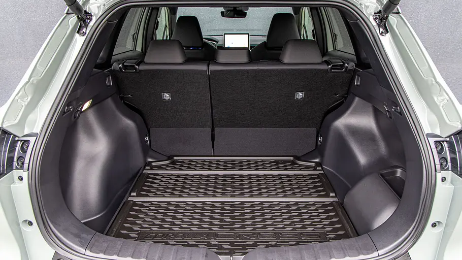 Toyota Corolla Cross Facelift Der Kofferraum des Toyota Corolla Cross.