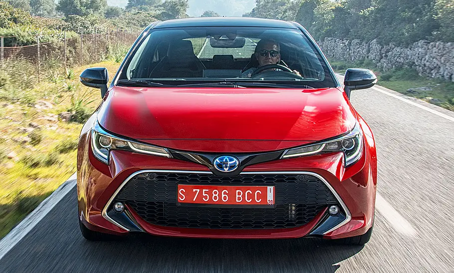 Toyota Corolla 2.0 Hybrid Toyota Corolla 2.0 Hybrid