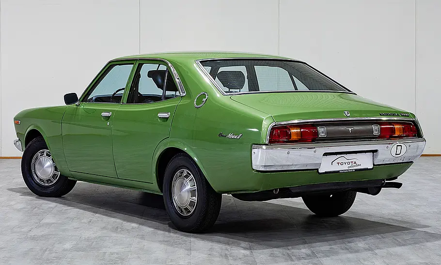 Toyota Corona (1975)