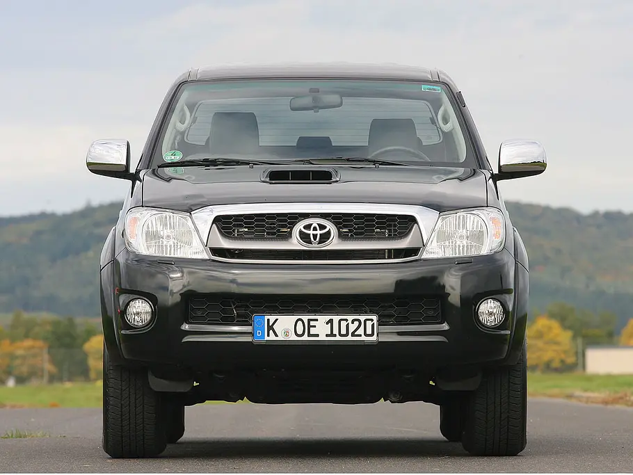 Toyota Hilux 3.0 D-4D Toyota Hilux 3.0 D-4D mit 170 km/h Spitze