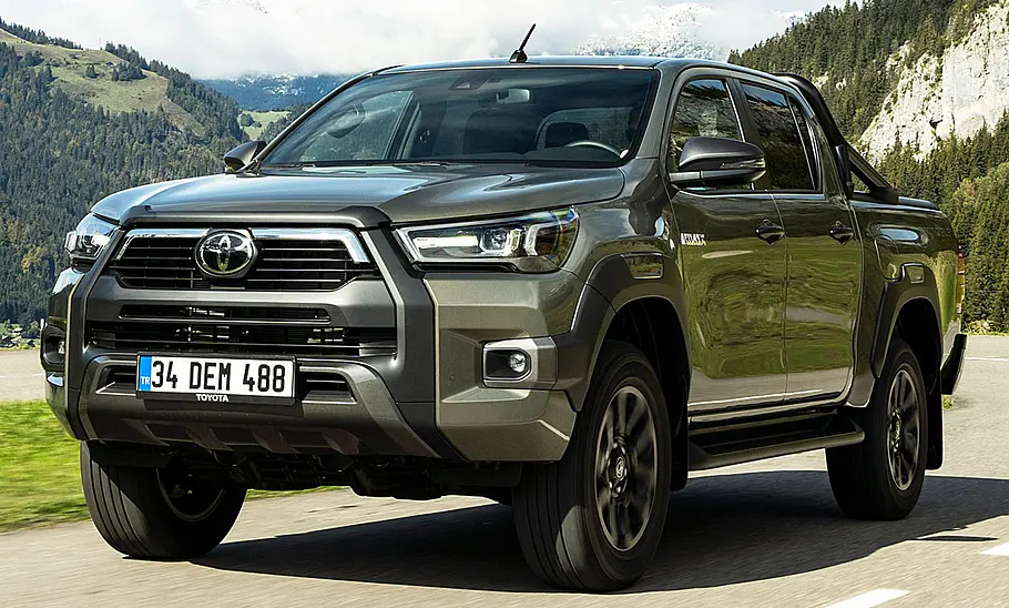 Toyota Hilux Facelift (2020) Toyota Hilux Facelift (2020)
